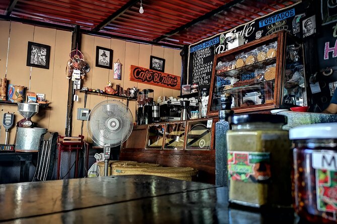 Tour Los Caminos Del Mezcal Café and Pedal Loom Factory - Cultural Insights and Artisan Demonstrations