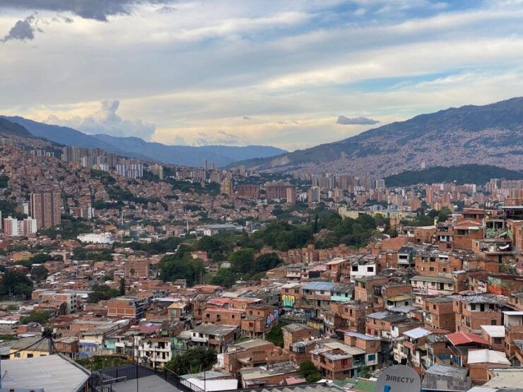 Tour Medellín: Pablo Escobar and Commune 13 - Booking Details for the Tour