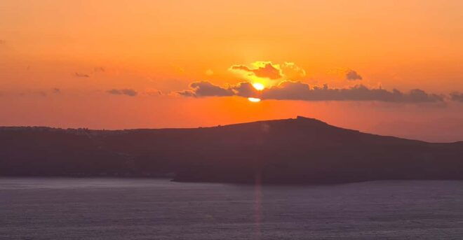 Tour Mini Bus/Coach Santorini /Oia Island - Tour Inclusions