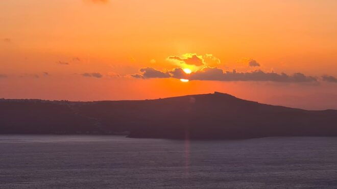 Tour Mini Bus/Coach Santorini /Oia Island - Experience Quality