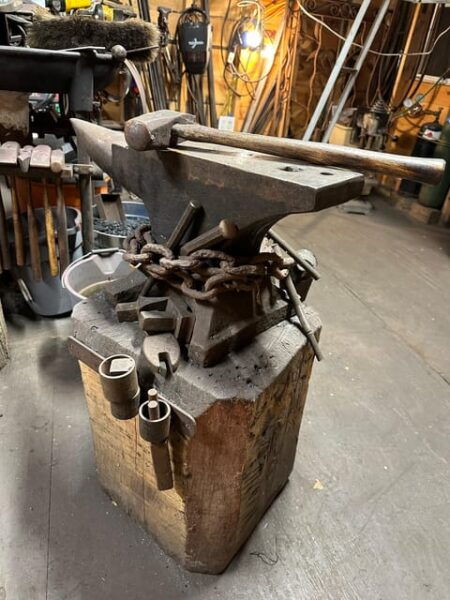Tour of a Working Blacksmith Shed in Colonial Town - Group Size