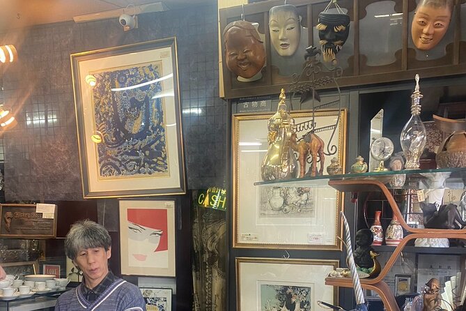 Tour of Antique Shops, Cultural Stores Known Only to the Locals - Parking and Meeting Point Details