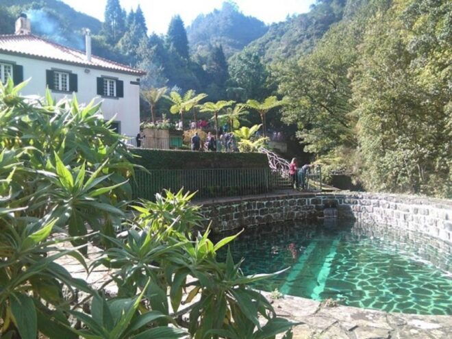 Tour of Eastern Madeira - Entrances and Availability