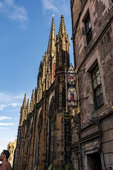 Tour of Edinburgh's Royal Mile - An In-Depth Look at the Royal Mile Tour