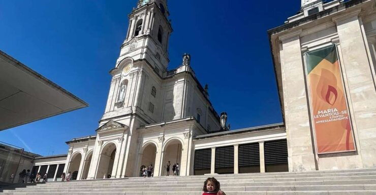 Tour of Fatima, Nazaré, and Obidos - Exploring Santuario De Fatima