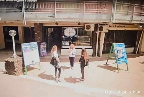 Tour of Giardini Naxos/Taormina, Isola Bella, Blue Grotto - Frequently Asked Questions