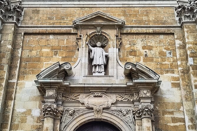 Tour of Historical Bruges Knowing the Jerusalem Chapel - End Point