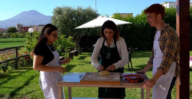 Tour of Pompeii & Cooking Class on the Slopes of Mt Vesuvius - Customer Review