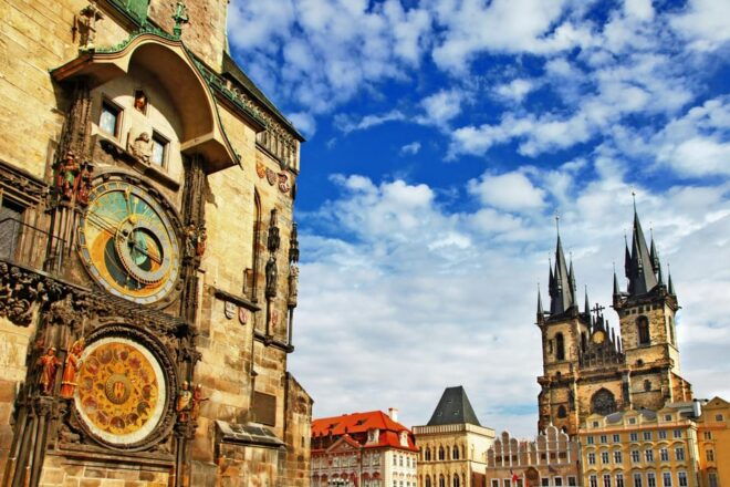 Tour of Prague Old Town Charles Bridge Spanish Synagogue - Key Attractions Explored