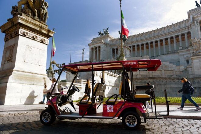 Tour of Rome in Golf Cart: Square and Fountains of Rome - Booking Information