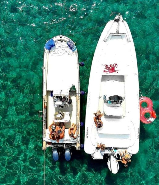 Tour of the Amalfi Coast in a 8m Dinghy by Napolipass.Com - Exploring Amalfi and Positano