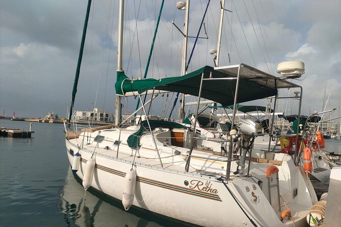 Tour of the Bay of Alicante With Lunch Included - Good To Know
