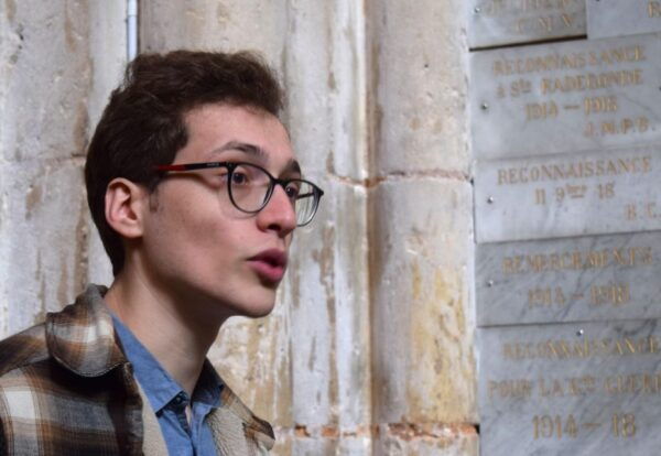 Tour of the Catholic Churches of Poitiers - Meeting Point