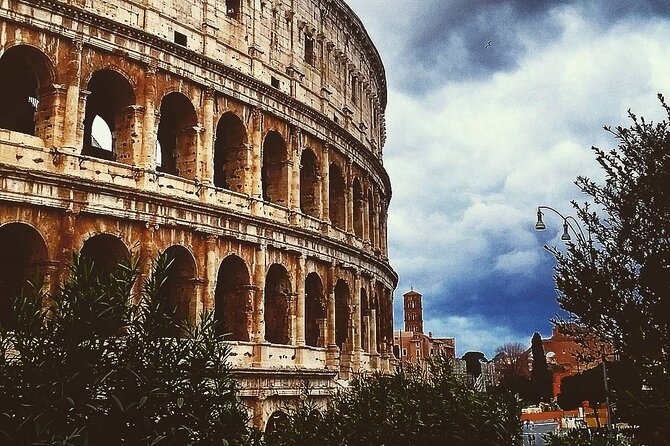 Tour of the Coliseum, Forum and Palatine With Priority Access and Guide - Guided Tour of the Colosseum