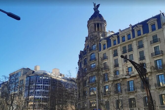 Tour of the Gràcia Neighborhood - Tour Inclusions