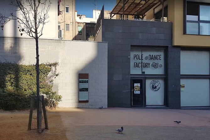 Tour of the Gràcia Neighborhood - Important Meeting Point Information