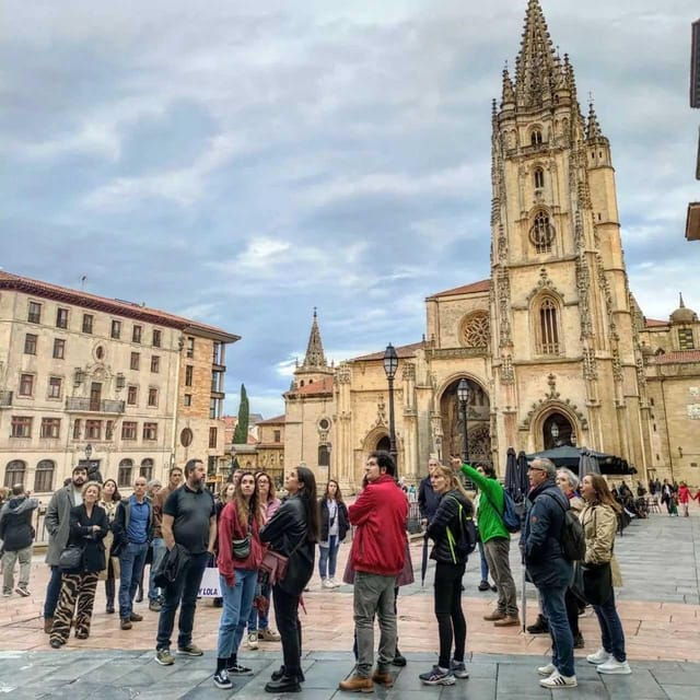 Tour of the Historic Center of Oviedo - Traditional Neighborhoods to Explore