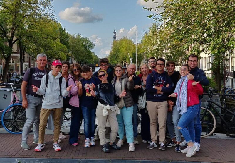 Tour of the historical center of Amsterdam in Italian - Authentic Local Insights and Personal Touches