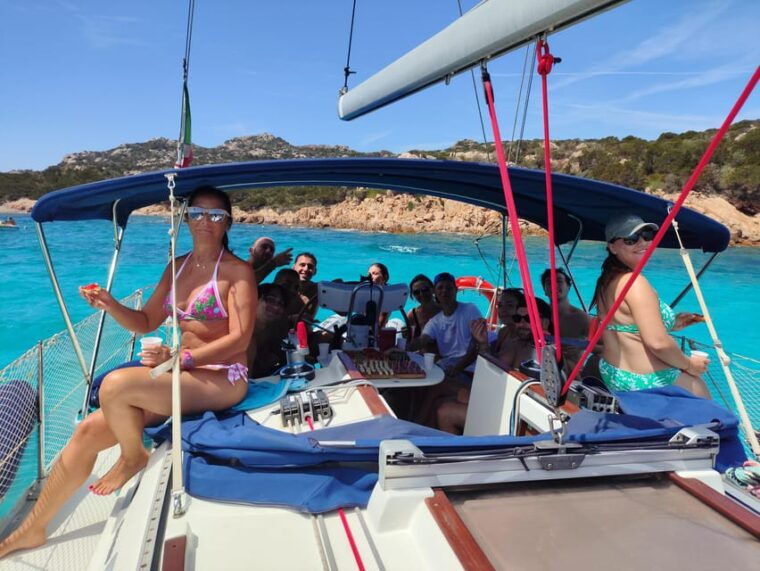 Tour of the Islands of the Archipelago With Lunch and Drinks - Customer Reviews and Ratings