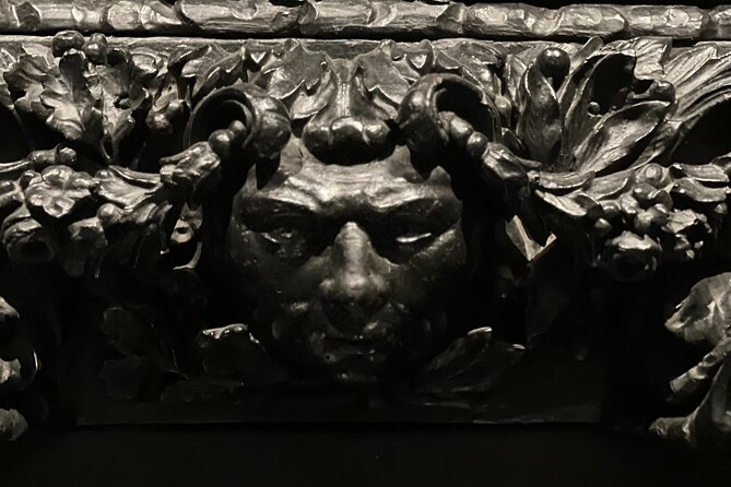 Tour of the Royal Collections of Madrid Small Group and Skip the Line - Group Size and Guide