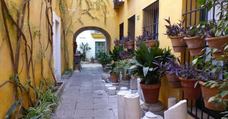 Tour of the Santa Cruz Neighborhood and Jewish Quarter - Historical Significance
