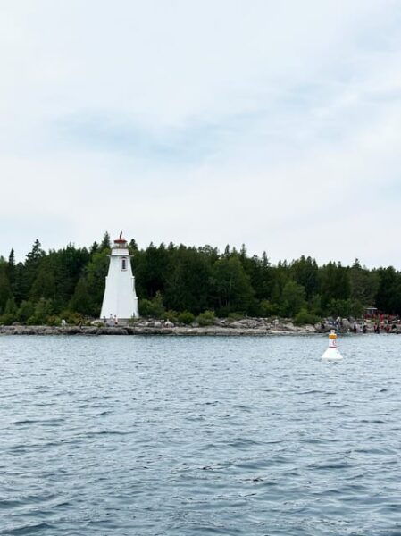 Tour on Flowerpot Island From Toronto by Motorhome - Scenic Motorhome Travel