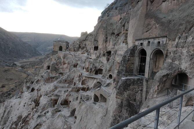 Tour Planning in Georgia - Group Size Limitations