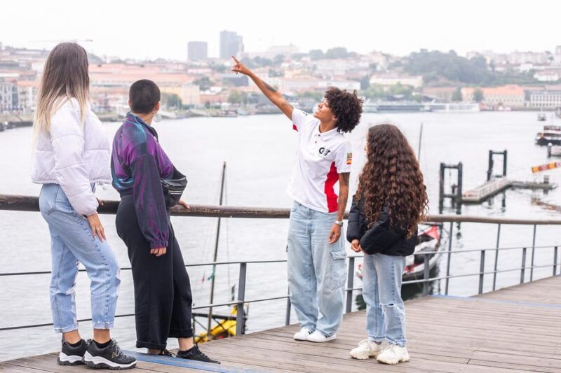 Tour Porto: Classic Car + A Toast with Port Wine - Practical Details: What to Expect