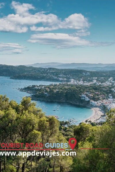 Tour Private Boat, Costa Brava & Lunch - Pickup and Dropoff