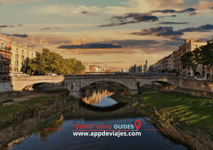 Tour Private Girona & Tossa De Mar - Itinerary and Highlights