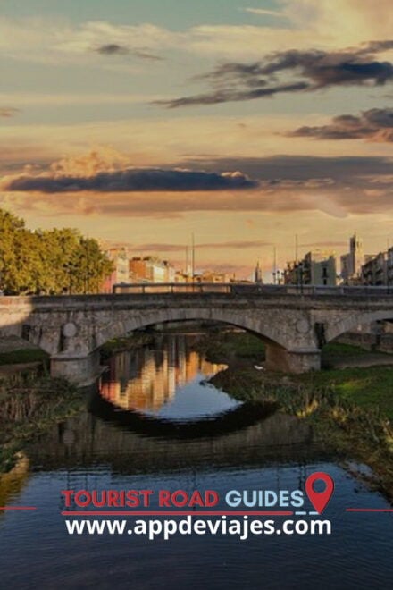 Tour Private Girona & Tossa De Mar - Languages Offered