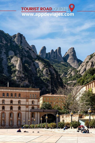 Tour Private Monserrat, Castle and Salt - Transportation Details