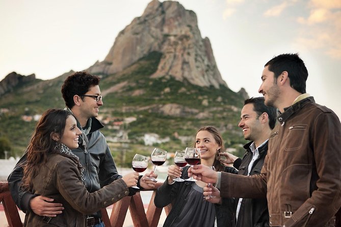 Tour Route of Art, Cheese and Wine Experiences Rio Tequisquiapan - Art Galleries and Studios