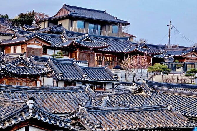 Tour Seouls oldest district with a storyteller from Bukchon - Exploring Seoul’s Oldest District with a Local Storyteller