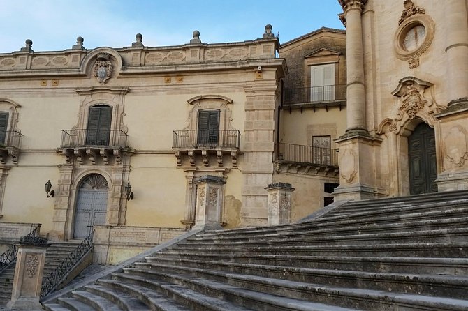 Tour Sicily BAROQUE - Meeting and Pickup Information