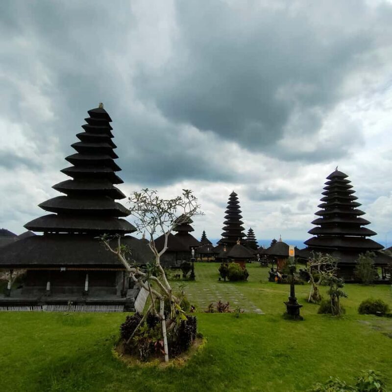 Tour the island of Bali with expert tour guides in Spanish. - The Authenticity & Value of This Tour