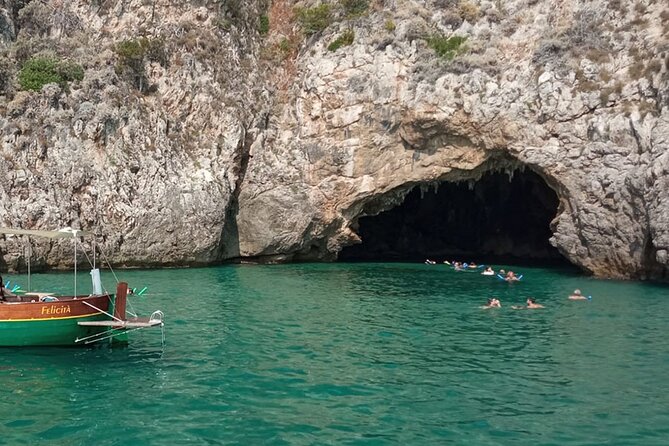 Tour the Journey of Ulysses From Sperlonga to Gaeta - Return to Sperlonga Harbor