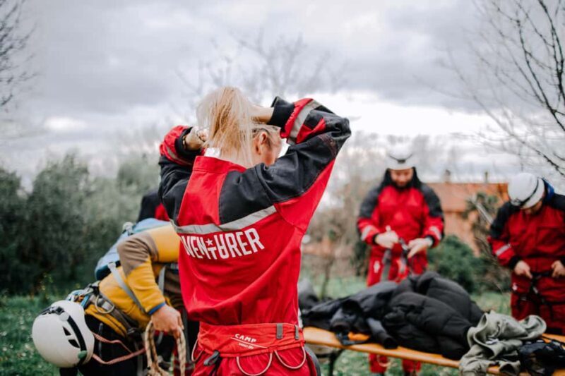 TOUR THE UNDERGROUND WITH NO EXPERIENCE REQUIRED Abseil tour - Practical Details and Considerations