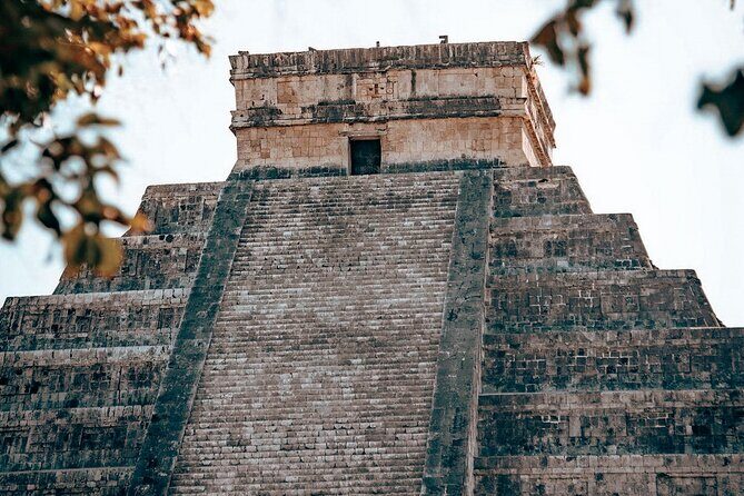 Tour to Chichen Itza traditional indigenous Mayan cuisine and cenote - An In-Depth Look at the Tour Experience