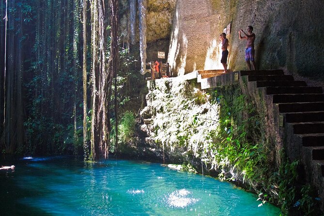 Tour to Chichen Itza With Cenote Ikkil - Tips for a Memorable Chichen Itza Experience