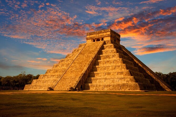 Tour to Chichen, Izamal & Cenote From Merida - Izamal: The Yellow City