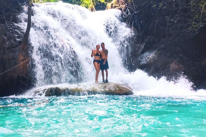 Tour to Copalitilla Magical Waterfalls From Huatulco With Admission Included - Traveler Photos and Visual Representation