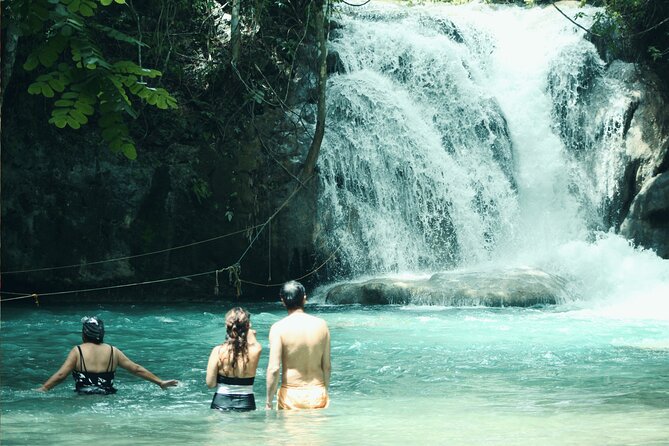 Tour to Copalitilla Magical Waterfalls From Huatulco With Admission Included - Positive Feedback From Travelers