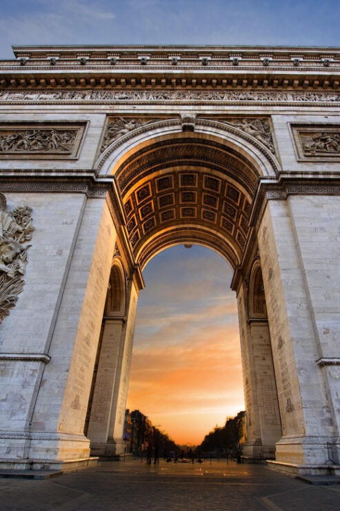 Tour to Eiffel and Montmarte Cheese With Wine Tasting - Itinerary Details