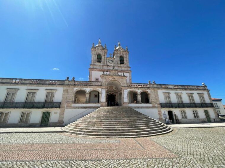 Tour to Fátima, Batalha, Nazaré and Óbidos - FAQs