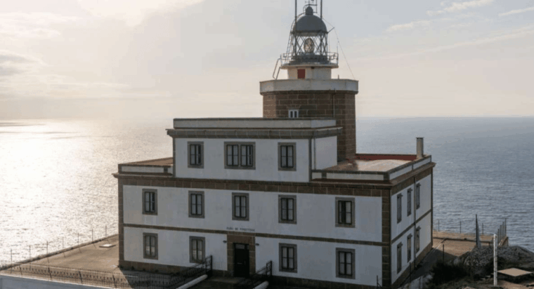 Tour to Finisterre and Coastal Villages From Santiago De Compostela - Customer Ratings and Reviews