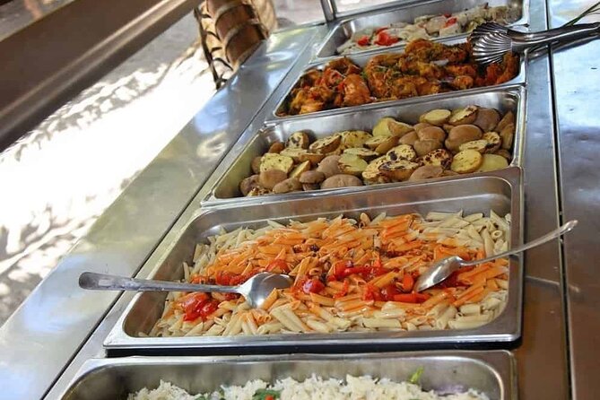 Tour to Isla Saona From Punta Cana With Transportation and Lunch - Lunch Inclusions