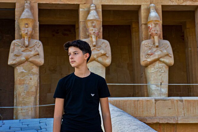 Tour to Luxor With Professional Photographer From Hurghada - Good To Know