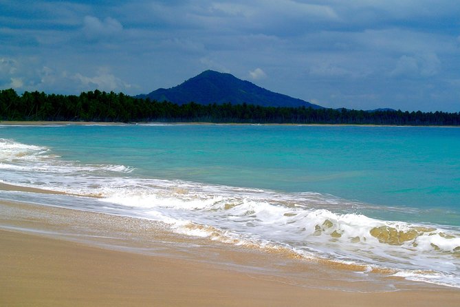 Tour to Montana Redonda (Round Montain) & Costa Esmeralda Beach - The Sum Up