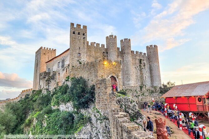 Tour to Óbidos Castle, Far from Nazareth and Battle Monastery - Good To Know